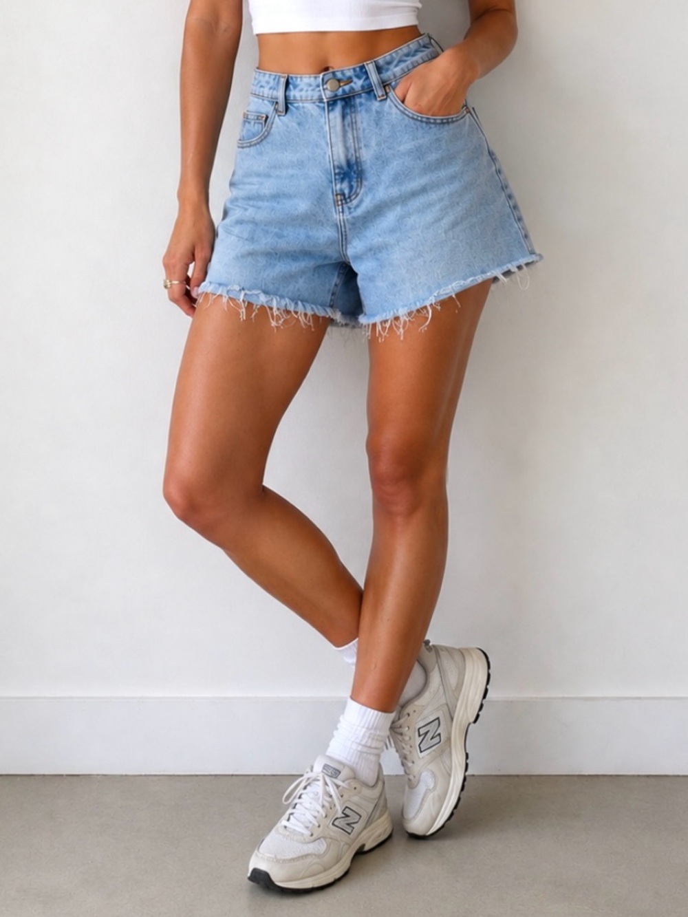 Miou Muse High-Rise Light Blue Frayed Denim Cutoff Wide Leg Shorts Jorts Size M